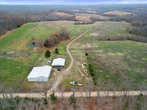 000 County Road 7040, Caulfield, MO 65626