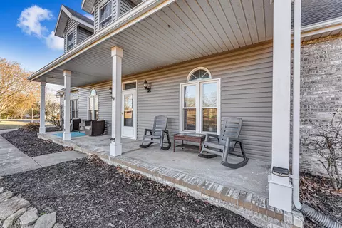 3304 E Covey Ln, Ozark, MO 65721 photo 3