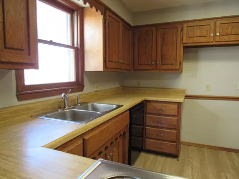 720 Scott Cir, Republic, MO 65738 photo 19