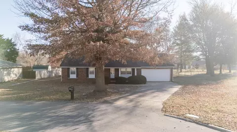 720 Scott Cir, Republic, MO 65738 photo 4