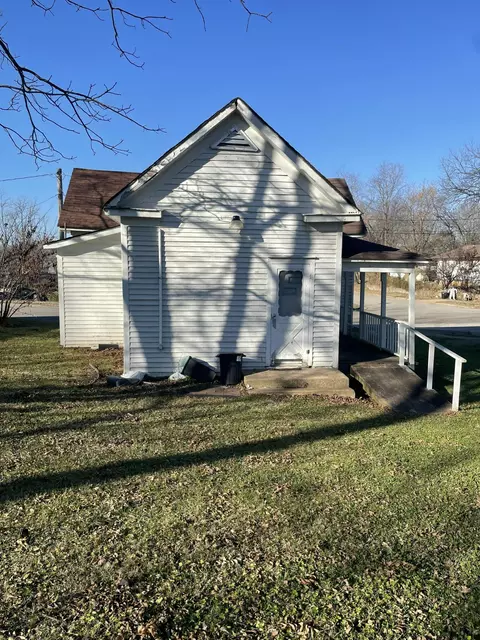 102 E Paydon St, West Plains, MO 65775 photo 11