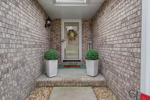 2386 W Nottingham St, Springfield, MO 65810 photo 3