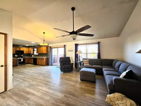 507 E Cedar Ln, Willard, MO 65781 photo 9