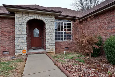 703 E Bayshore Dr, Ozark, MO 65721 photo 3