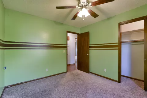 1613 W Lindberg St, Springfield, MO 65807 photo 23