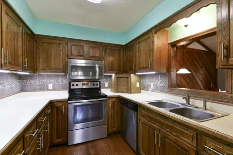 1613 W Lindberg St, Springfield, MO 65807 photo 11