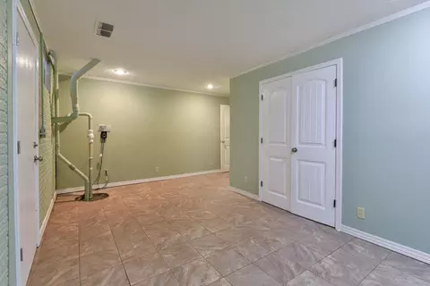 1613 W Lindberg St, Springfield, MO 65807 photo 38