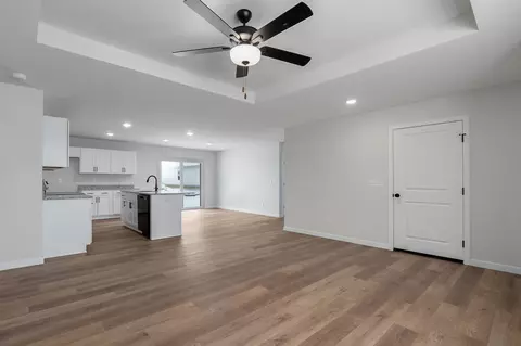 983 N Labrador Ave, Republic, MO 65738 photo 9