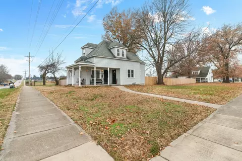 200 Willey St, Willard, MO 65781 photo 2
