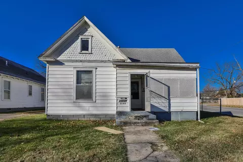 2057 N Rogers Ave, Springfield, MO 65803 photo 1