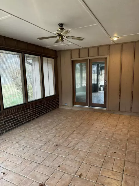 4073 E Linwood St, Springfield, MO 65809 photo 14