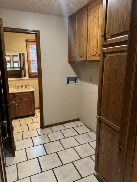 4073 E Linwood St, Springfield, MO 65809 photo 13