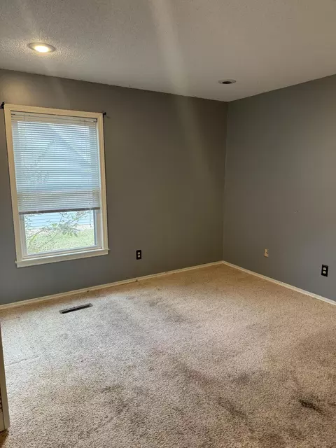 4073 E Linwood St, Springfield, MO 65809 photo 20