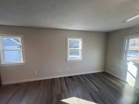 622 W Tracy St, Springfield, MO 65807 photo 7