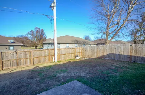 207 W Hunter Dr, Nixa, MO 65714 photo 17