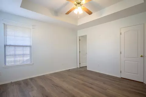 207 W Hunter Dr, Nixa, MO 65714 photo 11