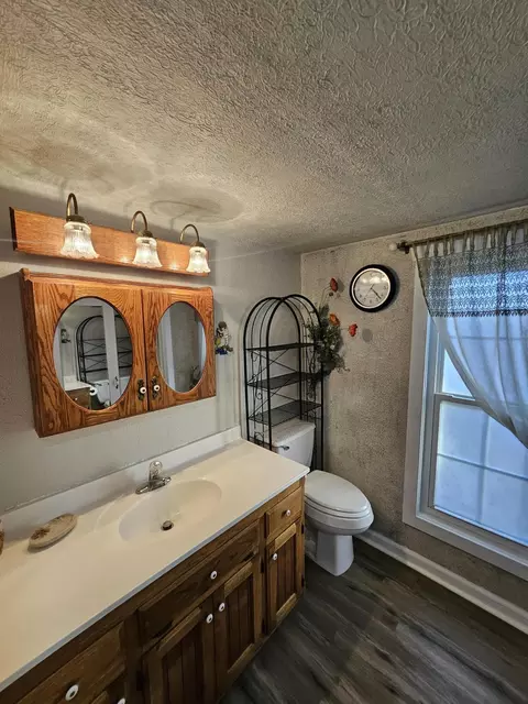 1005 4th St, Monett, MO 65708 photo 15