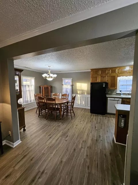 1005 4th St, Monett, MO 65708 photo 6