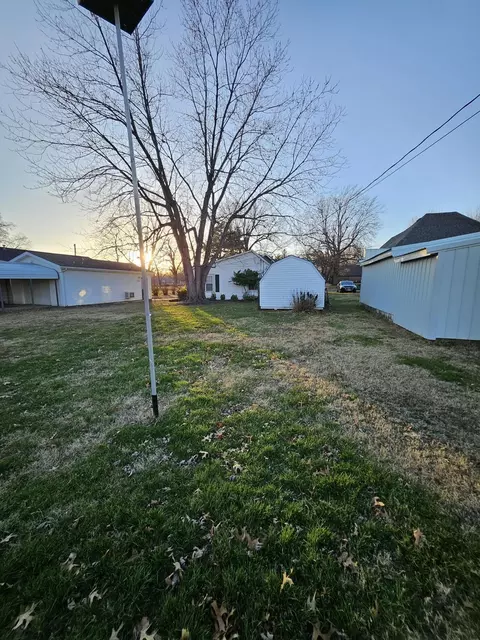 1005 4th St, Monett, MO 65708 photo 30