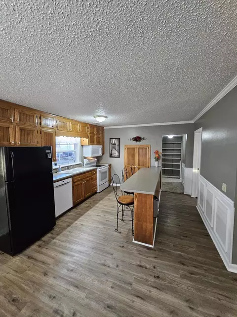 1005 4th St, Monett, MO 65708 photo 10