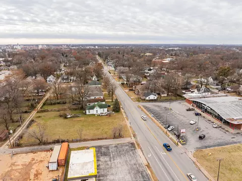 1632 N Grant Ave, Springfield, MO 65803 photo 2