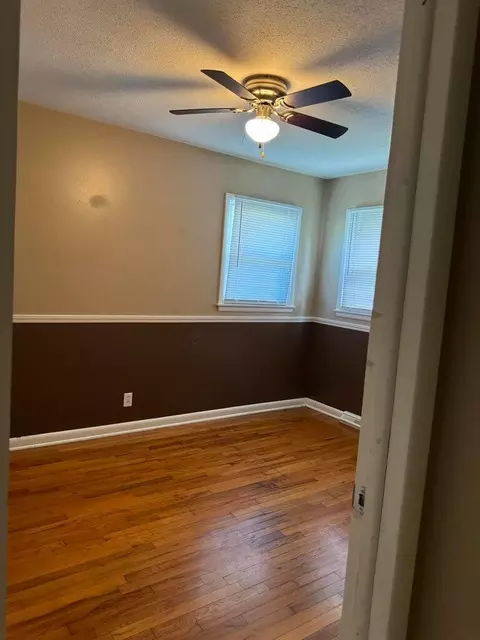 2551 N Franklin Ave, Springfield, MO 65803 photo 6