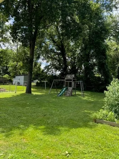 2551 N Franklin Ave, Springfield, MO 65803 photo 16