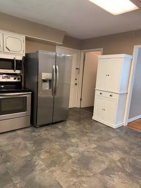 2551 N Franklin Ave, Springfield, MO 65803 photo 3