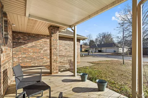 1623 W Highland St, Springfield, MO 65807 photo 4