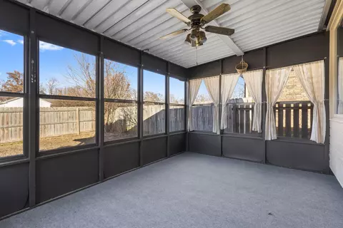 1623 W Highland St, Springfield, MO 65807 photo 23