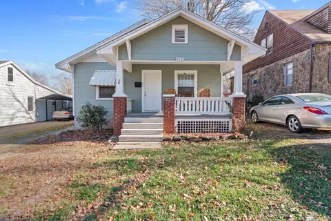 2322 N Johnston Ave, Springfield, MO 65803 photo 1