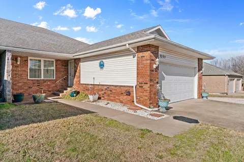 3351 S Parkmont Ct, Springfield, MO 65807 photo 4