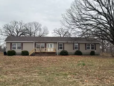 13753 Goldfinch Rd, Neosho, MO 64850