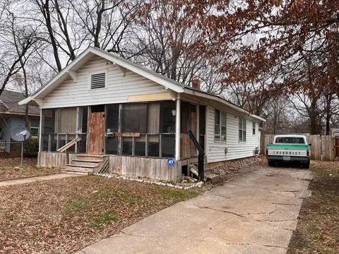 506 S Warren Ave, Springfield, MO 65806 photo 1