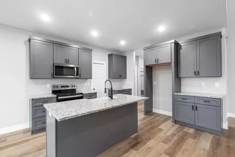 Kitchen - 2129 E Will St, Republic, MO 65738 photo 2 of 4