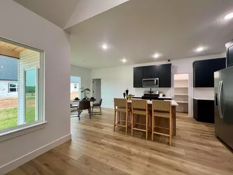 Entry Way - 2190 E Will St, Republic, MO 65738 photo 1 of 3