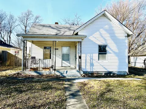 2221 N Robberson Ave, Springfield, MO 65803 photo 1