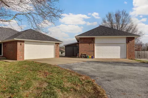 832 Mclean Rd, Ozark, MO 65721 photo 3