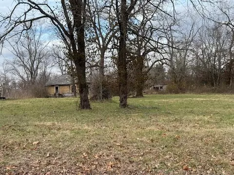 507 S Marr St, Mountain View, MO 65548 photo 2