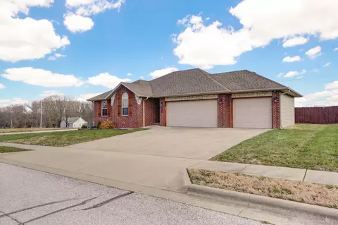 1204 N Silo Dr, Ozark, MO 65721 photo 5