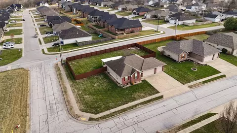 1204 N Silo Dr, Ozark, MO 65721 photo 2