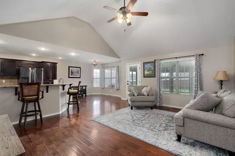 1204 N Silo Dr, Ozark, MO 65721 photo 9