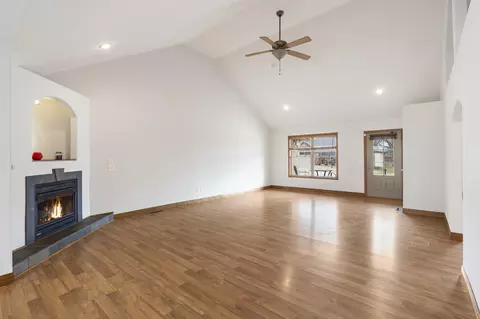 3641 S Linden Ave, Springfield, MO 65804 photo 8