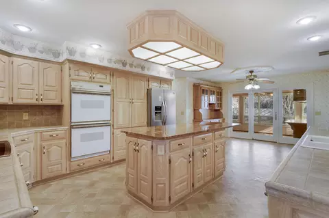 4374 E Misty Woods St, Springfield, MO 65809 photo 17