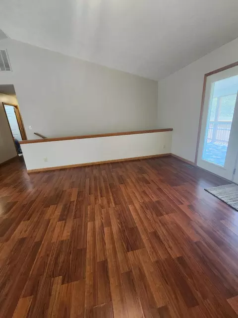 Living - 610 Double O Nine Rd, Reeds Spring, MO 65737 photo 9 of 10