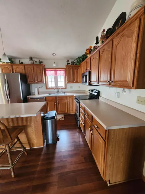 Kitchen - 610 Double O Nine Rd, Reeds Spring, MO 65737 photo 3 of 4