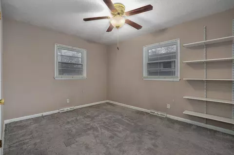 2732 S Wallis Smith Ave, Springfield, MO 65804 photo 17