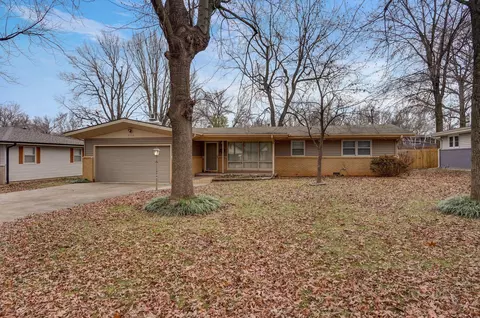 2732 S Wallis Smith Ave, Springfield, MO 65804 photo 3