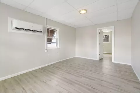 2546 N Broadway Ave, Springfield, MO 65803 photo 7