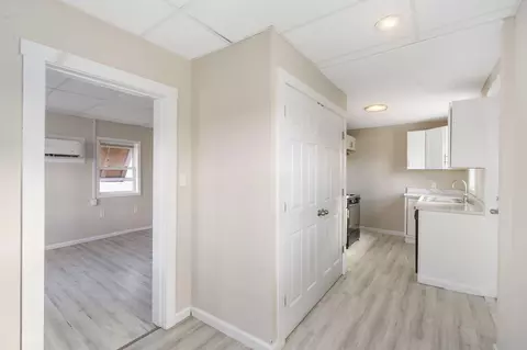 2546 N Broadway Ave, Springfield, MO 65803 photo 9